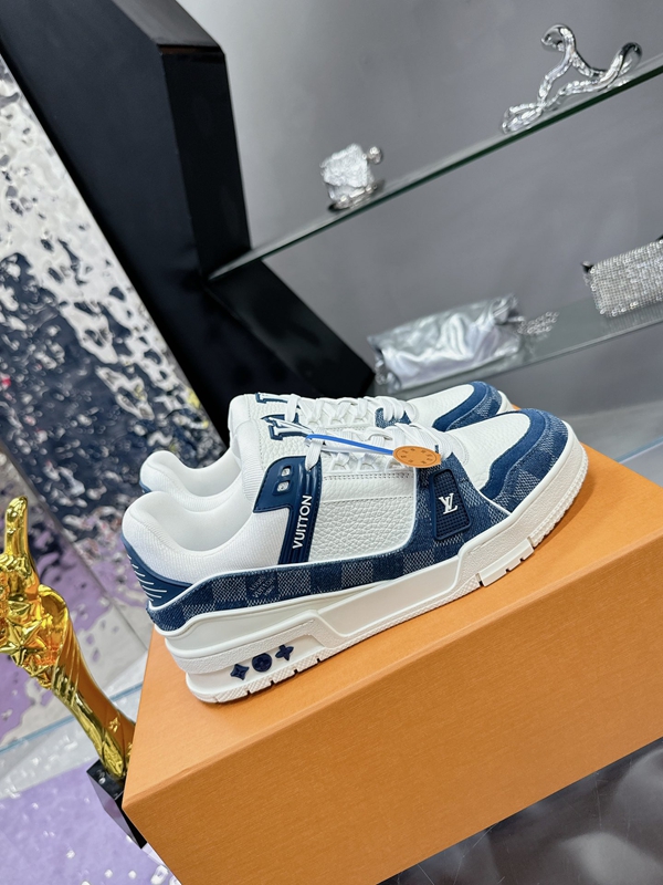 ルイヴィトン靴側面デザイン